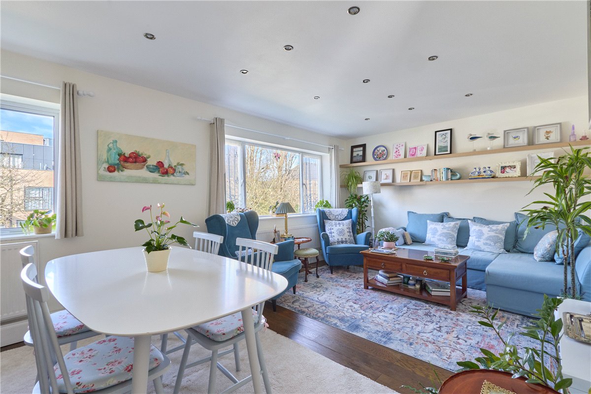 2 bedroom maisonette, Rustat Road, Cambridge CB1 - Available