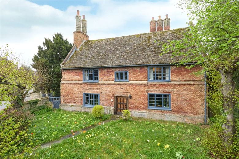 5 bedroom house, Station Road, Histon CB24 - Available