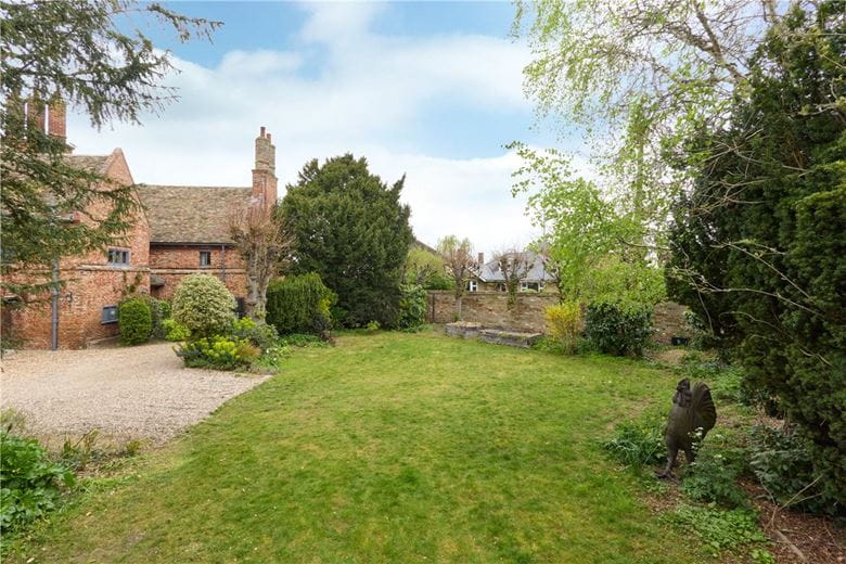 5 bedroom house, Station Road, Histon CB24 - Available