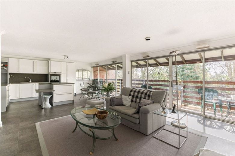 3 bedroom flat, Cavendish Avenue, Cambridge CB1 - Available