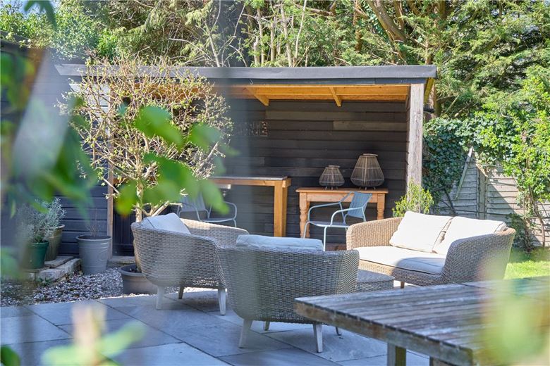 4 bedroom house, Cambridge Road, Oakington CB24 - Available