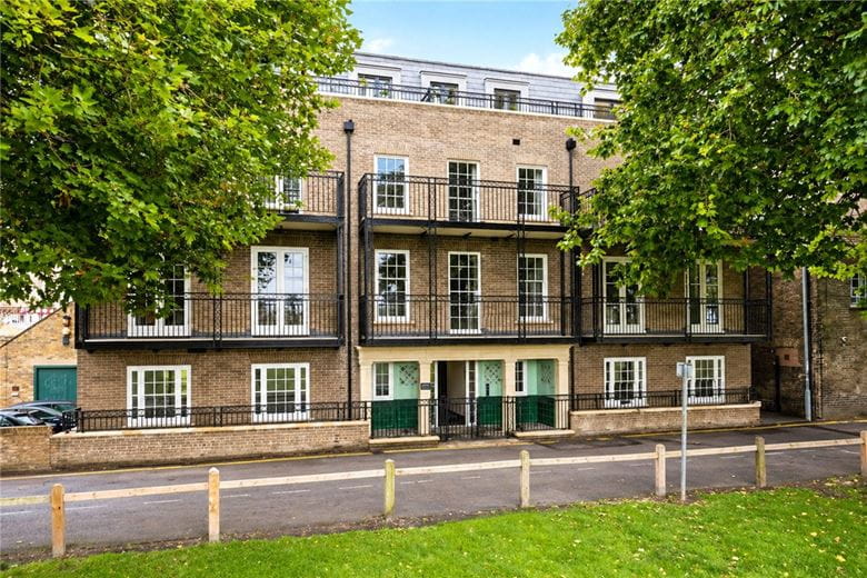 1 bedroom flat, Regent Terrace, Cambridge CB2 - Available