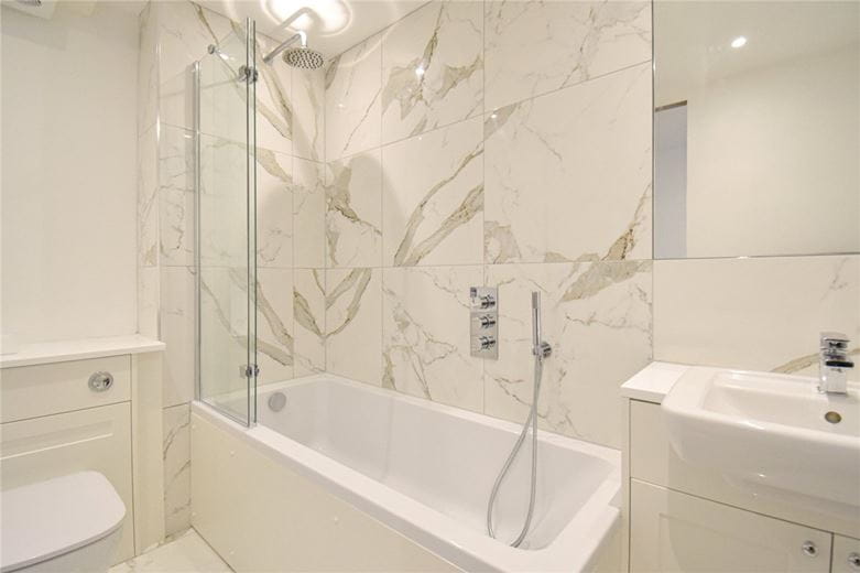 1 bedroom flat, The Belvedere, Homerton Street CB2 - Available