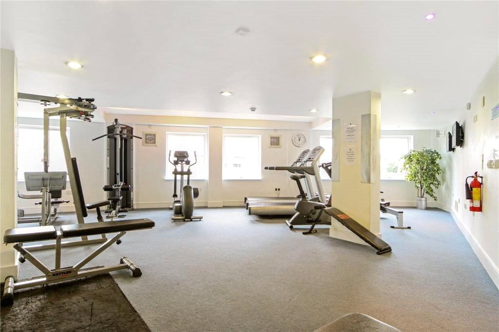 1 bedroom flat, The Belvedere, Homerton Street CB2 - Available