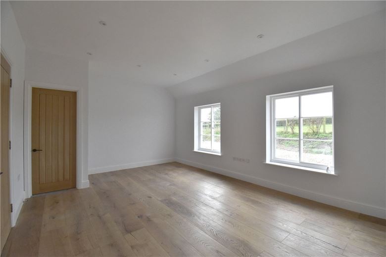 4 bedroom house, Upend, Newmarket CB8 - Available