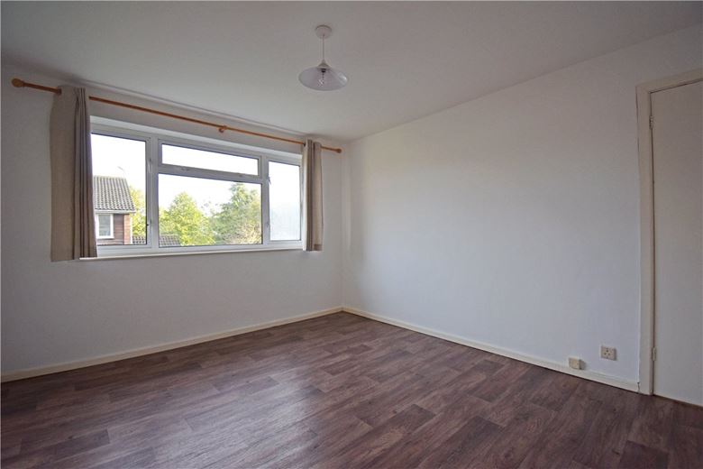 2 bedroom flat, Chatsworth Avenue, Cambridge CB4 - Let Agreed