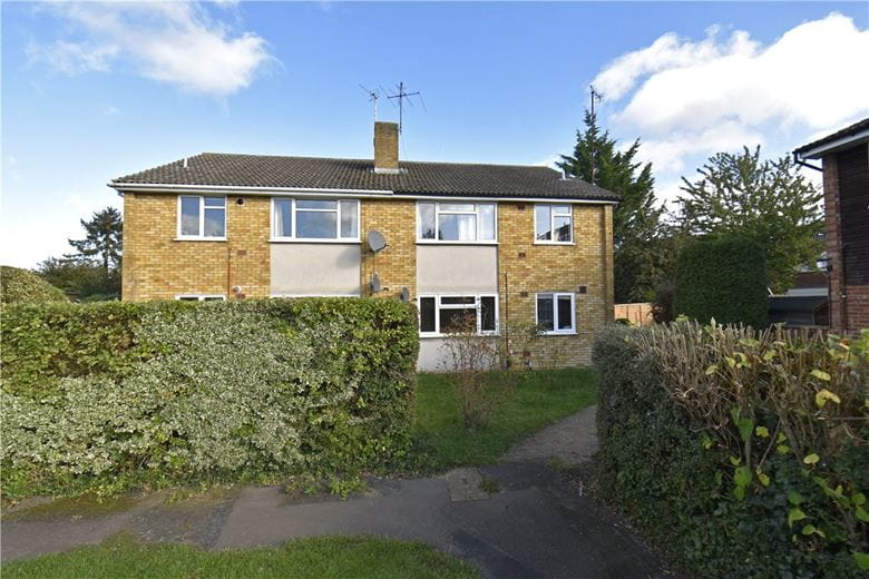 2 bedroom flat, Chatsworth Avenue, Cambridge CB4