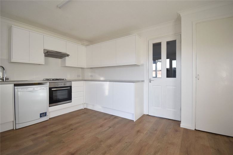 3 bedroom house, Moss Bank, Cambridge CB4 - Available