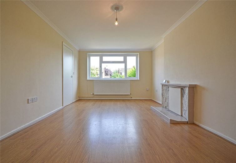 2 bedroom flat, Chatsworth Avenue, Cambridge CB4