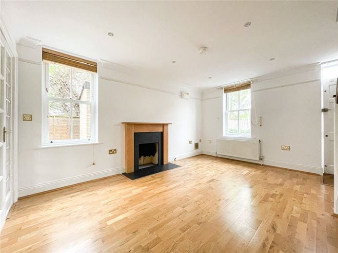 2 bedroom house, Montreal Square, Cambridge CB1
