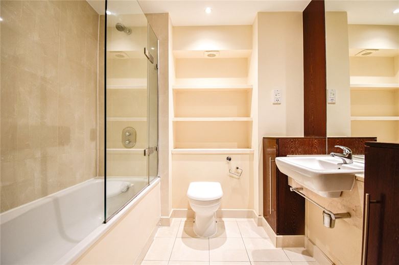 1 bedroom flat, The Belvedere, Homerton Street CB2