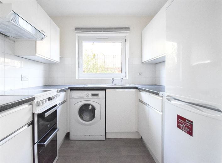 1 bedroom flat, Beaulands Close, Cambridge CB4 - Let Agreed
