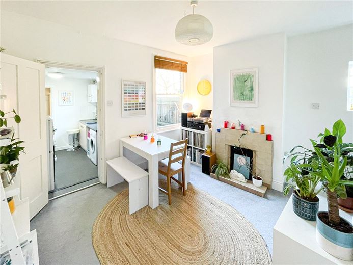2 bedroom house, Beche Road, Cambridge CB5
