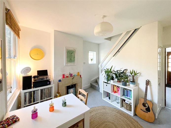 2 bedroom house, Beche Road, Cambridge CB5