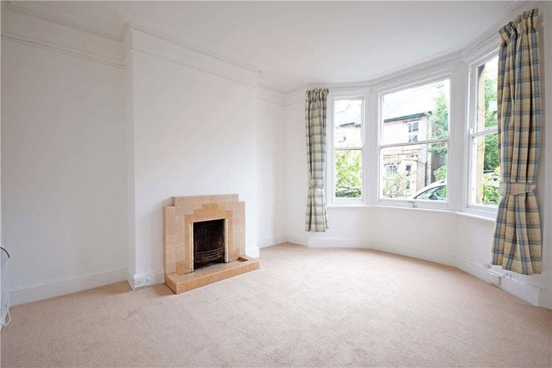 1 bedroom flat, Carlyle Road, Cambridge CB4