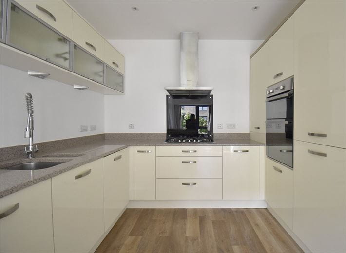 4 bedroom house, Whittle Avenue, Trumpington CB2