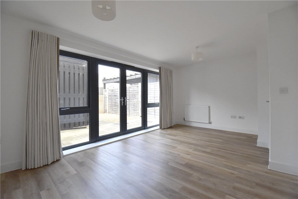 4 bedroom house, Whittle Avenue, Trumpington CB2 - Let Agreed