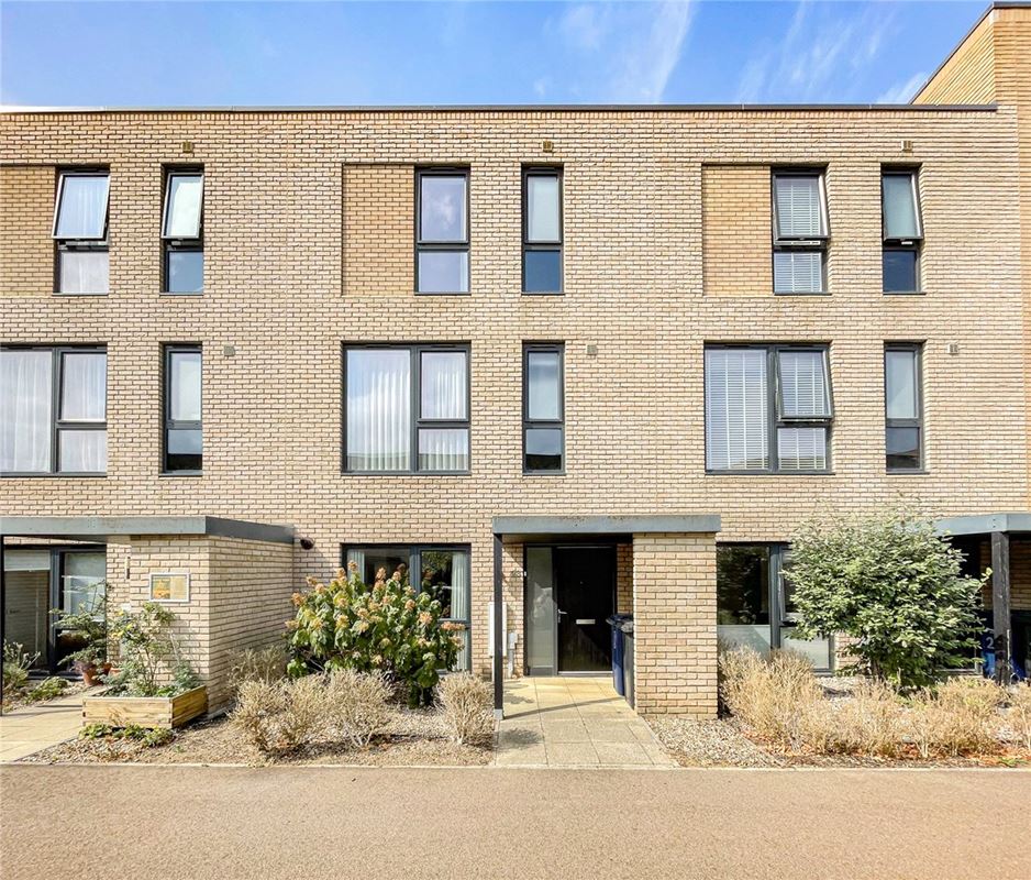 4 bedroom house, Whittle Avenue, Trumpington CB2 - Let Agreed