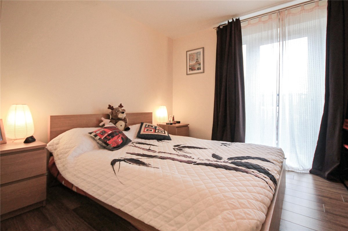 1 bedroom flat, Alice Bell Close, Cambridge CB4 - Let Agreed