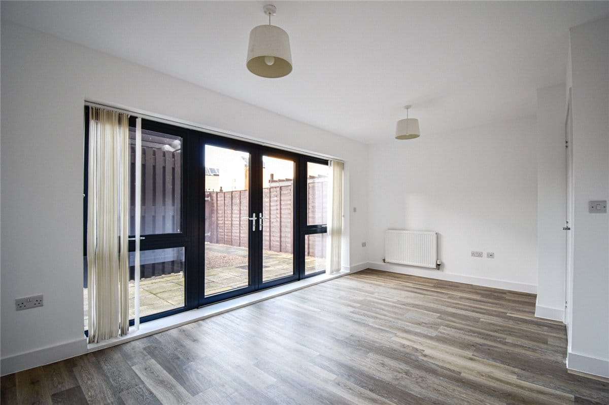 3 bedroom house, Whittle Avenue, Trumpington CB2