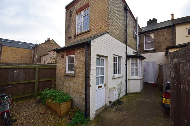 2 bedroom flat, Castle Street, Cambridge CB3 - Available