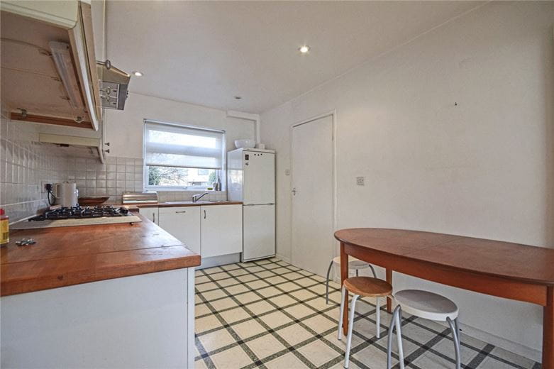 3 bedroom house, Westland Terrace, North Street CB4