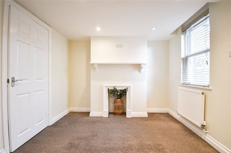 1 bedroom flat, High Street, Cherry Hinton CB1 - Let Agreed
