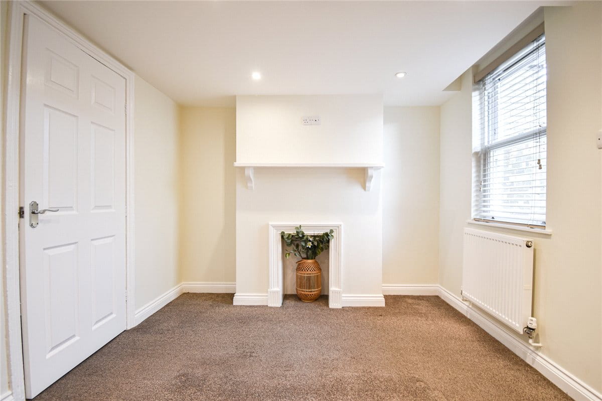 1 bedroom flat, High Street, Cherry Hinton CB1 - Let Agreed
