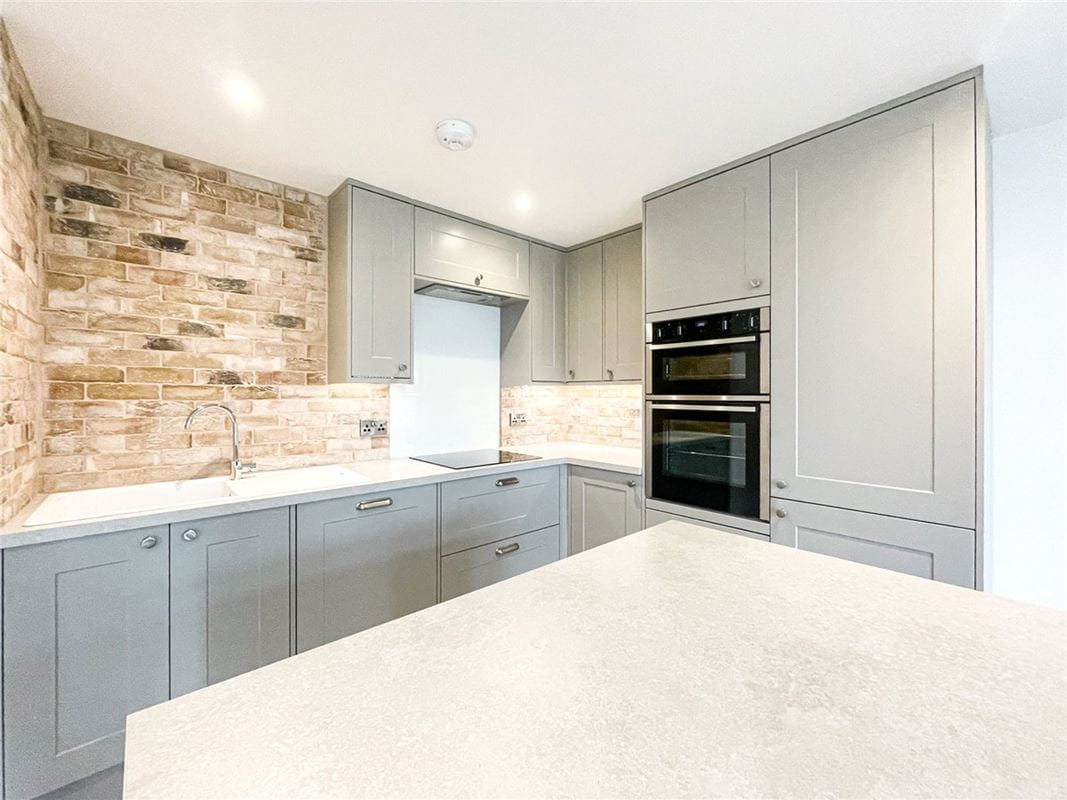 1 bedroom flat, The Belvedere, Homerton Street CB2