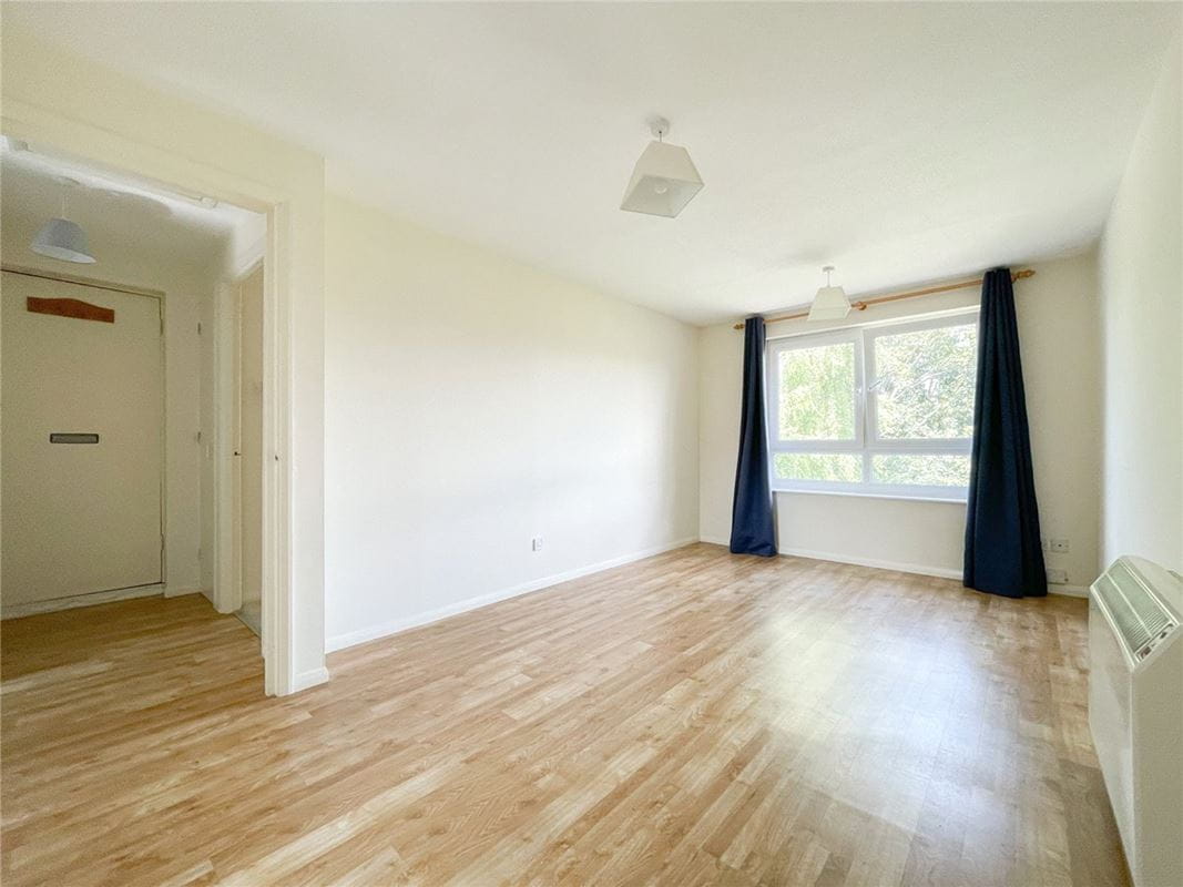 1 bedroom flat, William Smith Close, Cambridge CB1