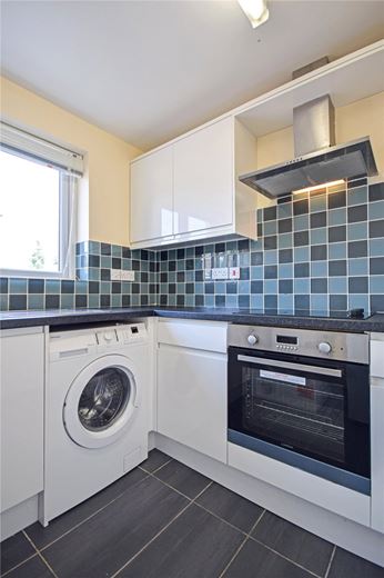 2 bedroom flat, Elmfield Road, Cambridge CB4 - Let Agreed