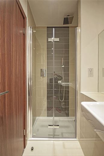 2 bedroom flat, Flamsteed Close, Cambridge CB1 - Let Agreed