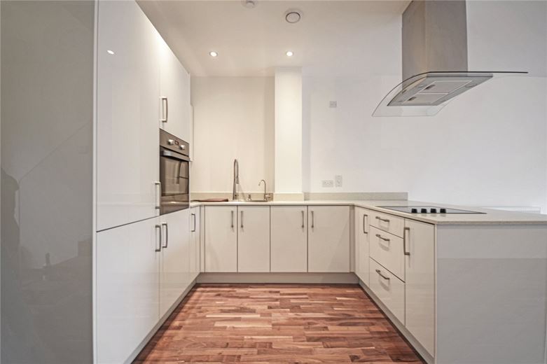 2 bedroom flat, Flamsteed Close, Cambridge CB1