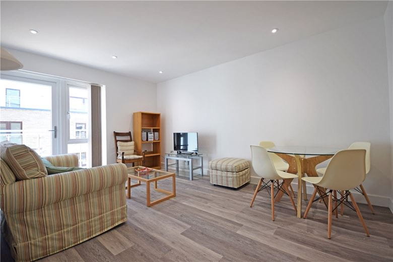 1 bedroom flat, Beacon Rise, 160 Newmarket Road CB5 - Let Agreed