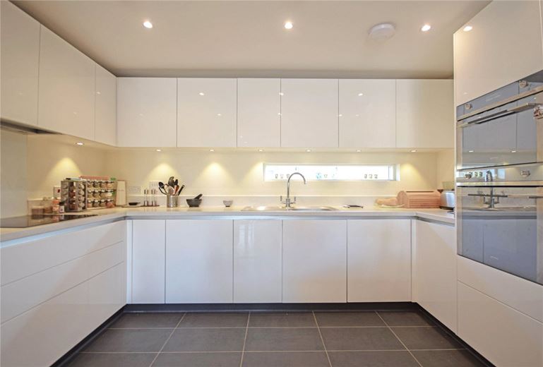 2 bedroom flat, Austin Drive, The Forbes Building CB2