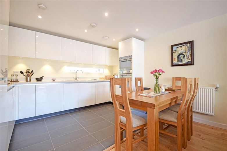 2 bedroom flat, Austin Drive, The Forbes Building CB2