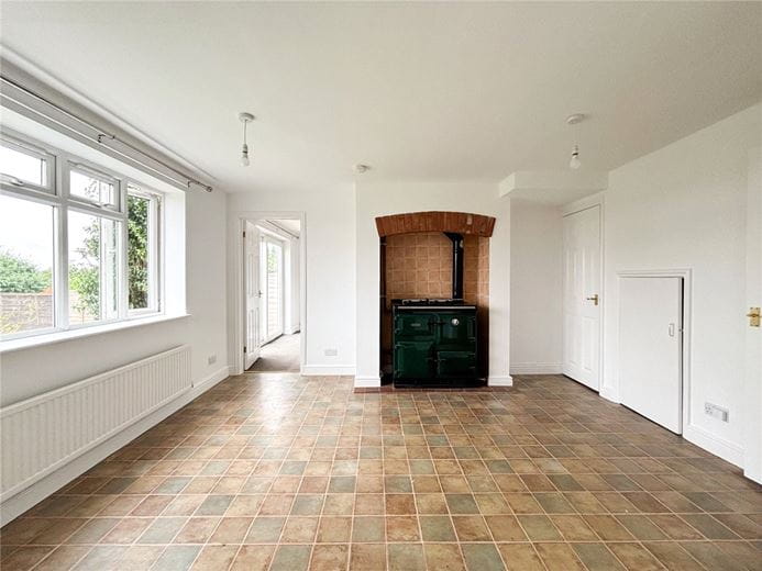 3 bedroom house, Haverhill Road, Horseheath CB21