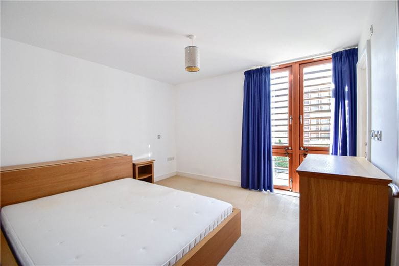 2 bedroom flat, Meadowcroft, Cambridge CB4