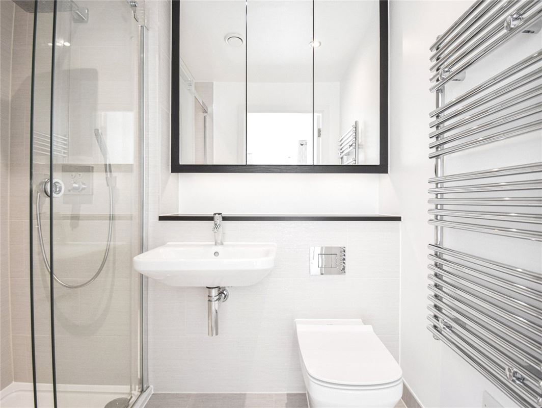 3 bedroom flat, Scholars Court, Harrison Drive CB2 - Let Agreed