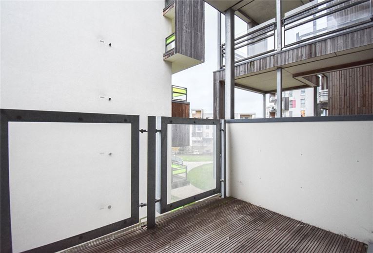 2 bedroom flat, Glenalmond Avenue, Cyan Building CB2