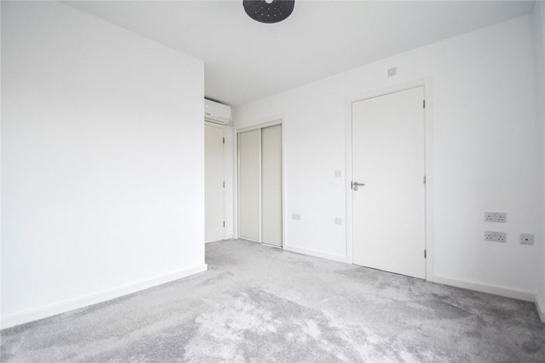 2 bedroom flat, Glenalmond Avenue, Cyan Building CB2