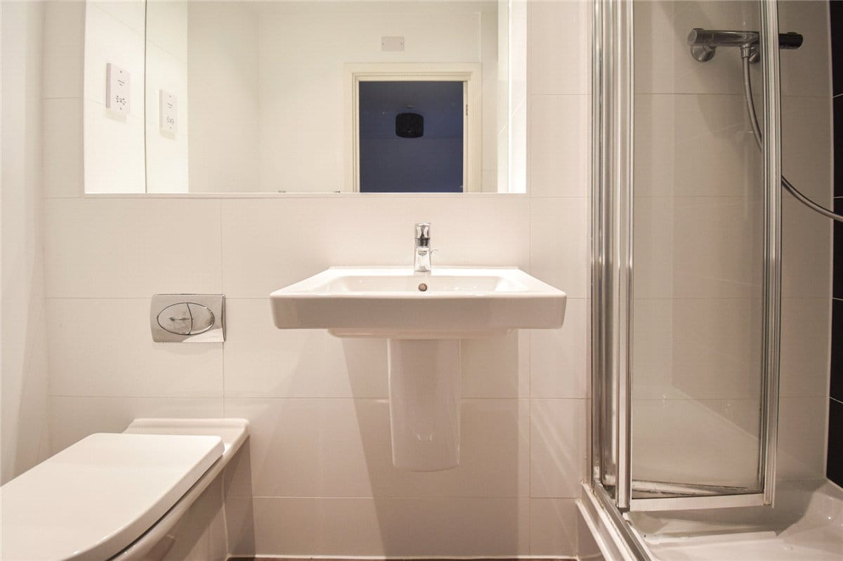 2 bedroom flat, Glenalmond Avenue, Cyan Building CB2