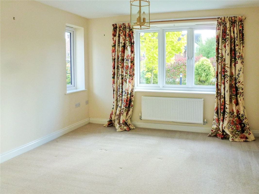 4 bedroom bungalow, Cole End Lane, Sewards End CB10 - Let Agreed