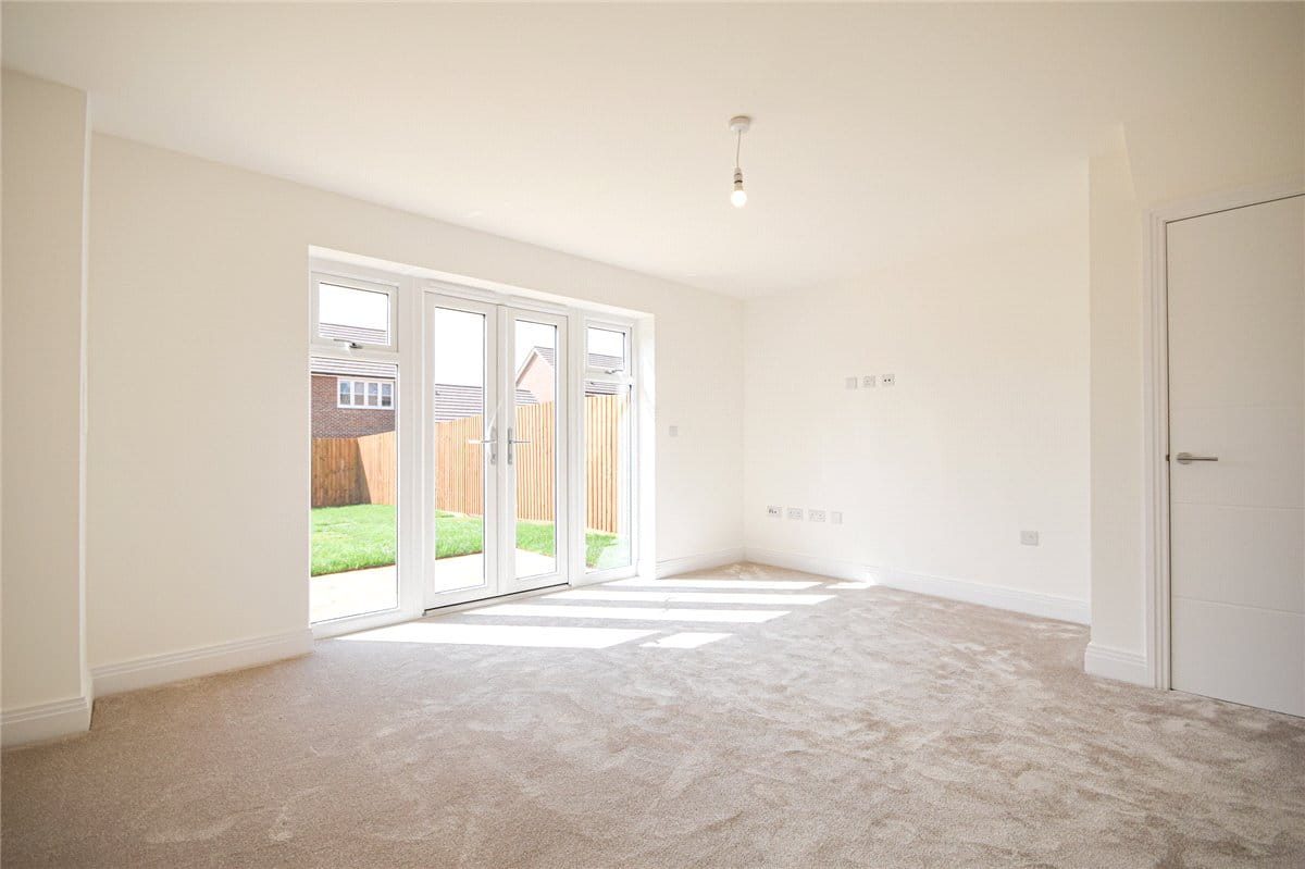 2 bedroom house, Woodfield Road, Highfields Caldecote CB23