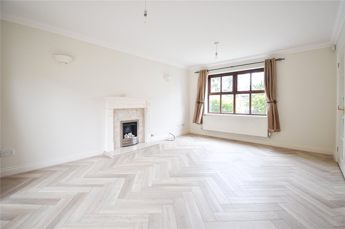 4 bedroom house, Brook Close, Histon CB24 - Available