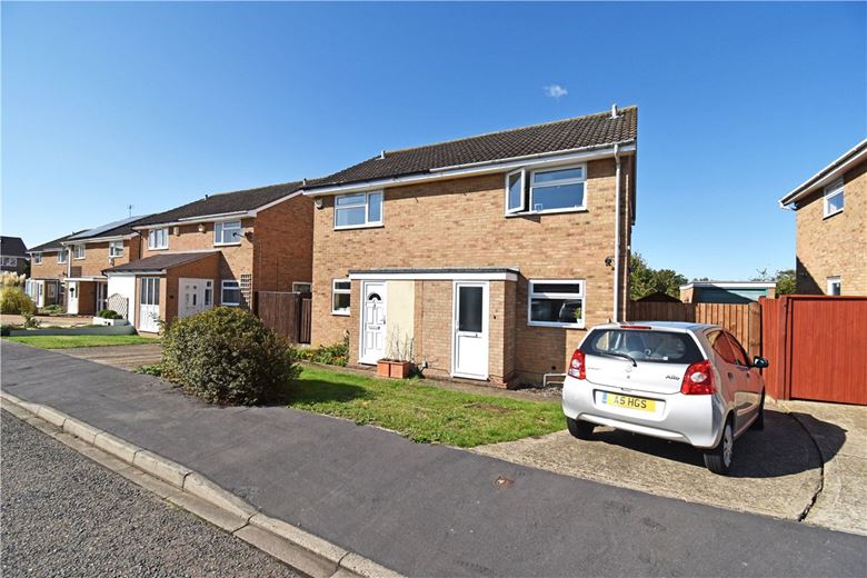2 bedroom house, Moyne Close, Cambridge CB4