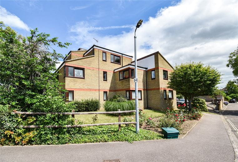 1 bedroom flat, Beaulands Close, Cambridge CB4 - Let Agreed