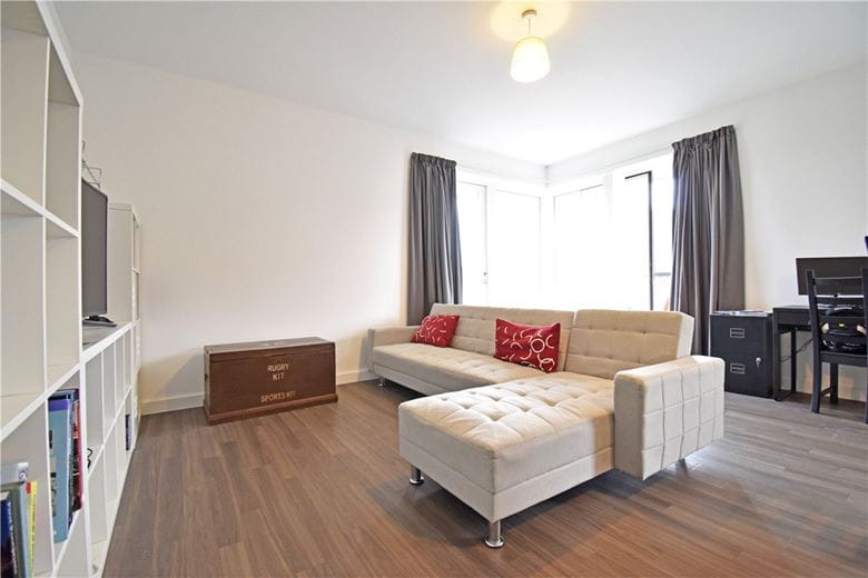 2 bedroom flat, Hawkey Road, Trumpington CB2 - Let Agreed