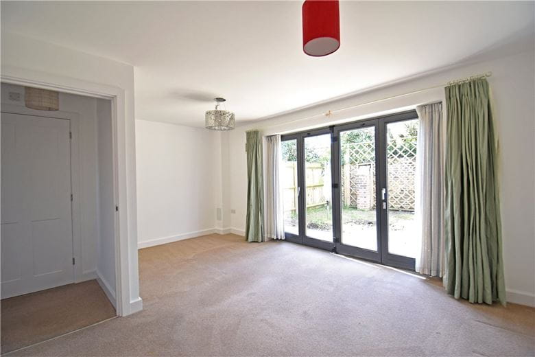 3 bedroom house, Swallow Gardens, Chesterton CB4