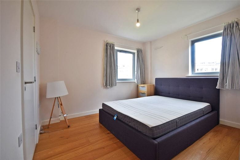 2 bedroom flat, Glenalmond Avenue, Cambridge CB2 - Let Agreed